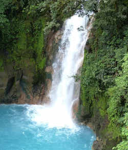 One of the many waterfalls in Costa Rica